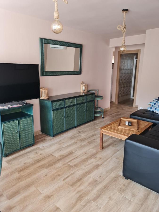 Piso Rosita Y Martin Apartment Benidorm Ngoại thất bức ảnh