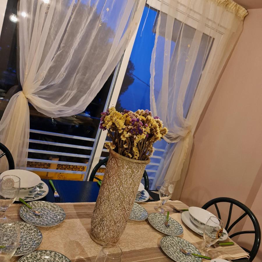 Piso Rosita Y Martin Apartment Benidorm Ngoại thất bức ảnh